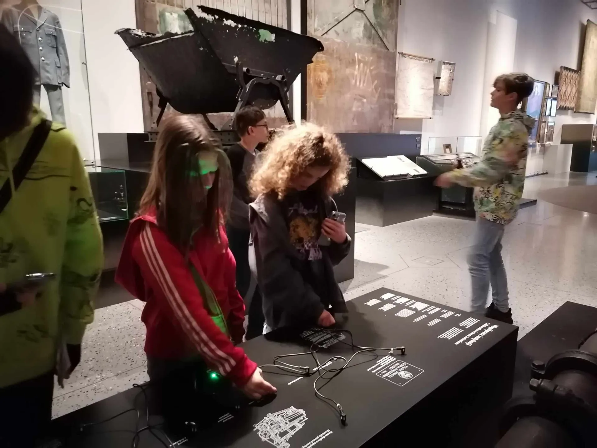 Wystawa "Wielkie i małe historie"