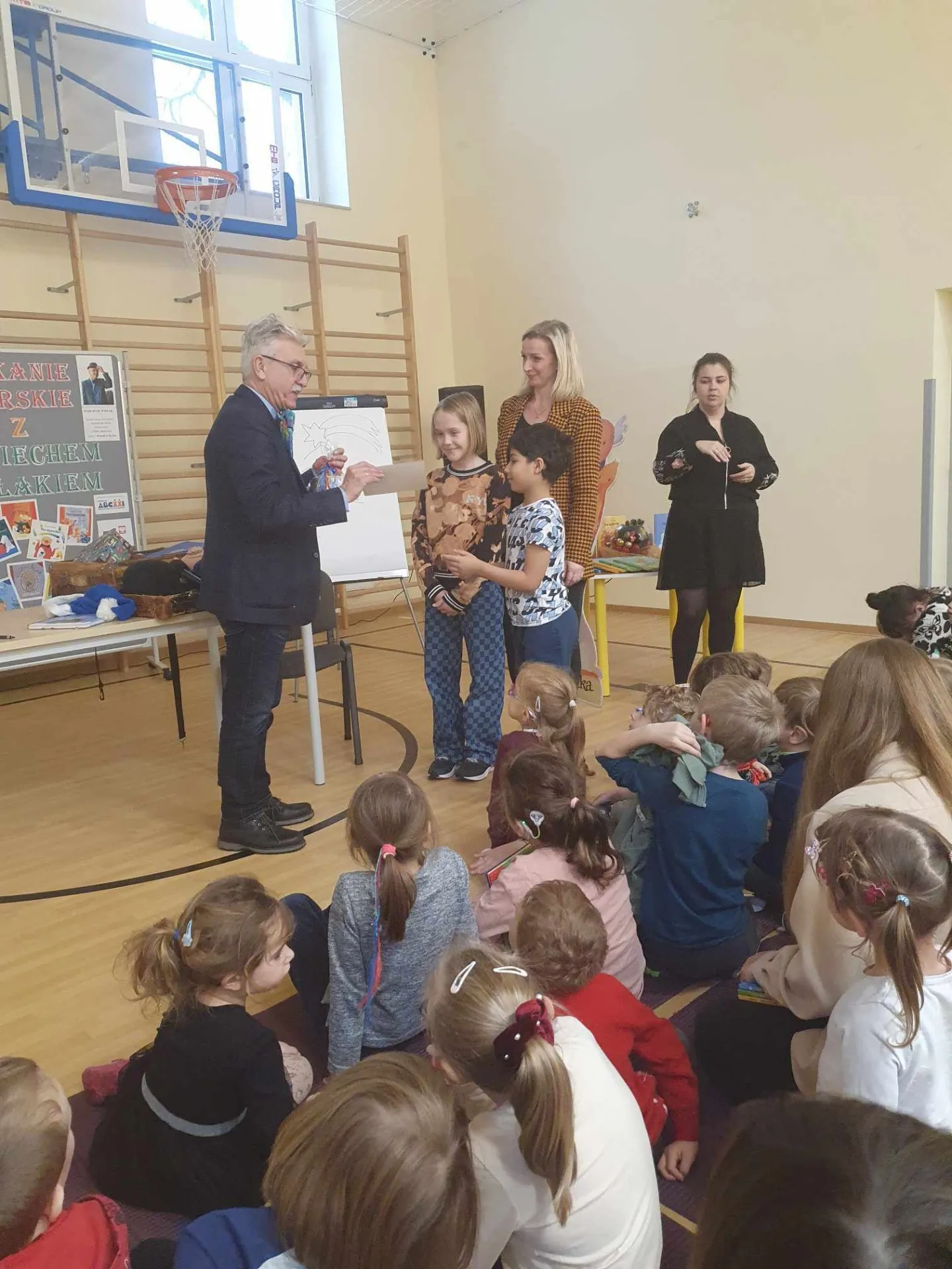 Spotkanie autorskie z Wojciechem Widłakiem