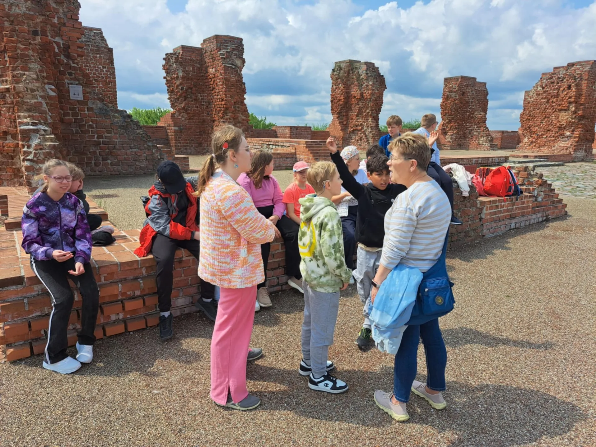  Wycieczka uczniów klas czwartych do Sochaczewa