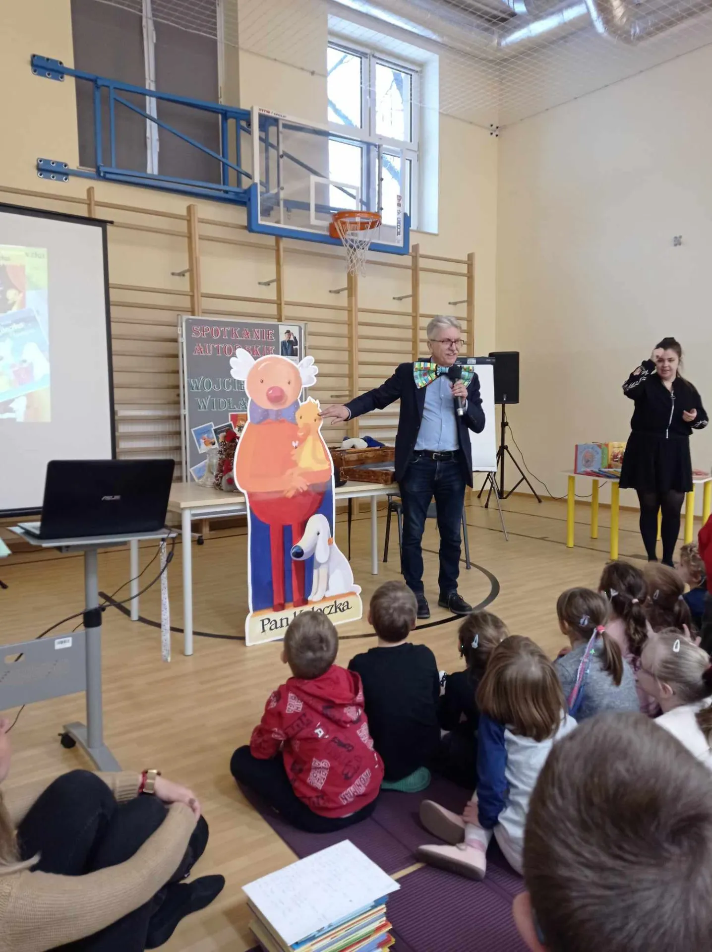 Spotkanie autorskie z Wojciechem Widłakiem