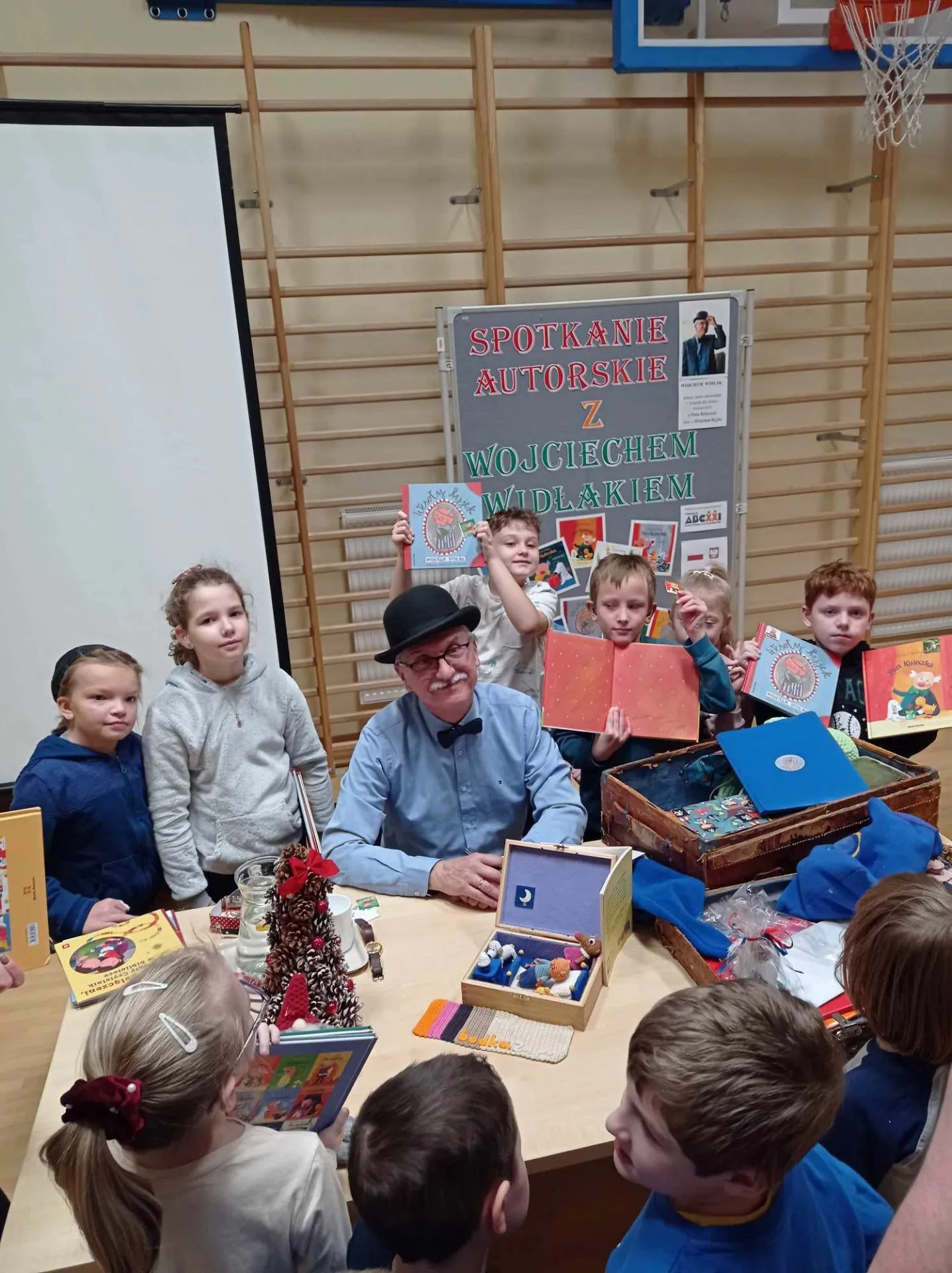 Spotkanie autorskie z Wojciechem Widłakiem