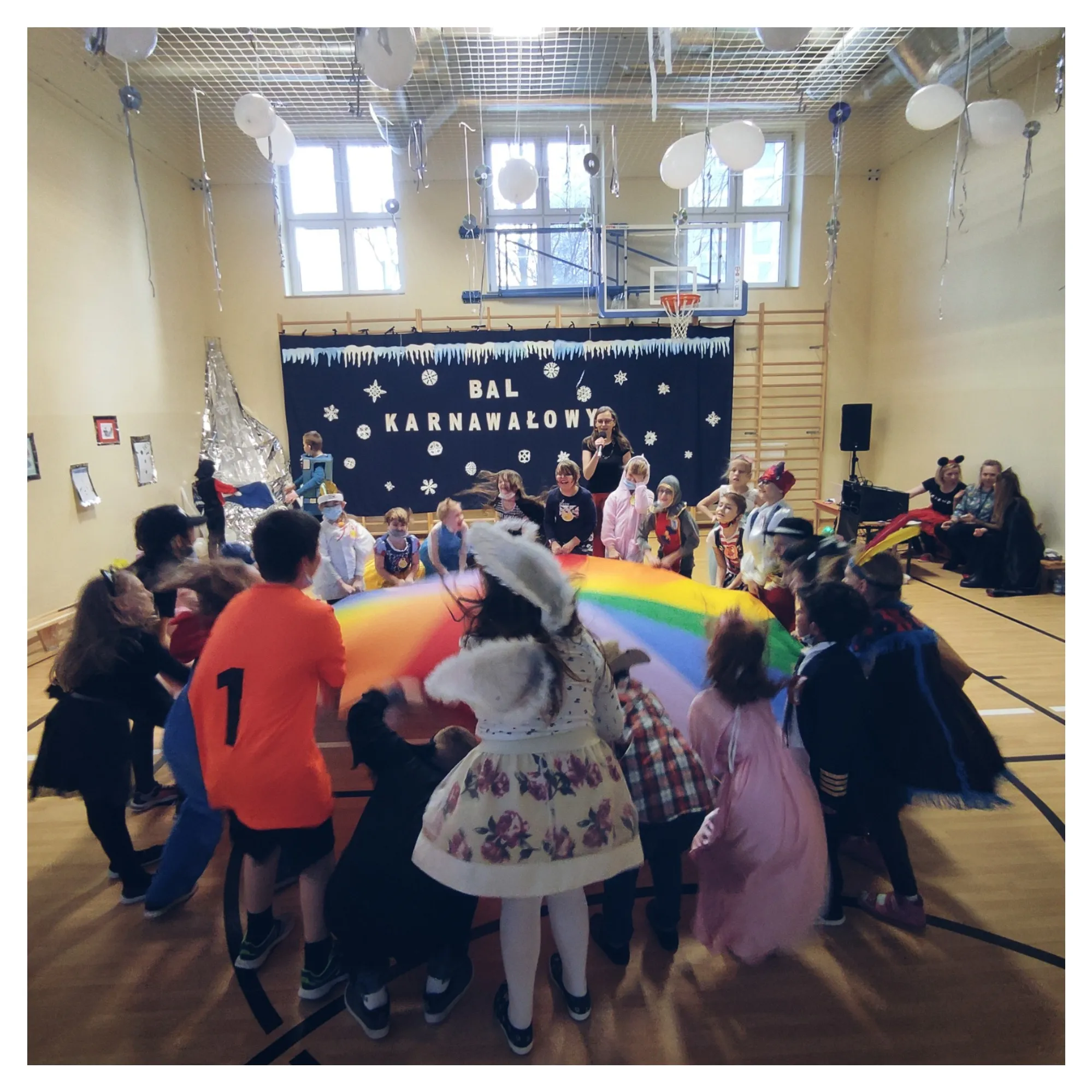 Bal karnawałowy