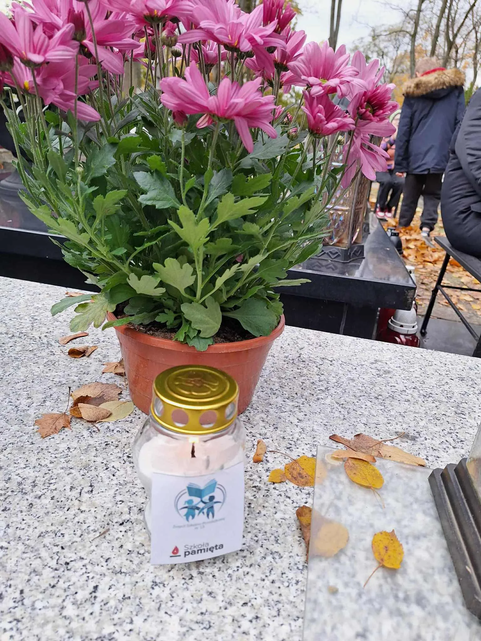 Świeczka uczniów szkoły