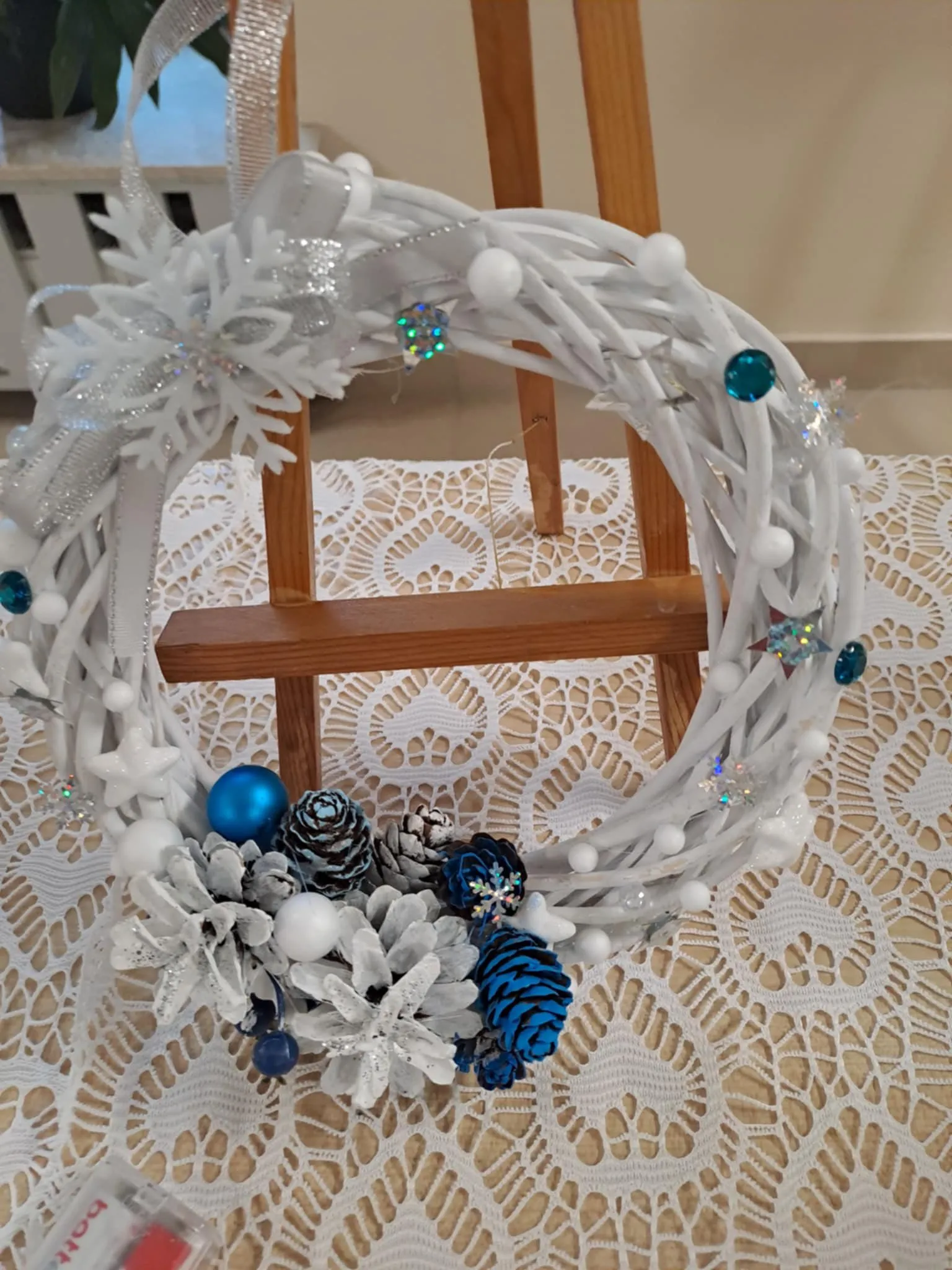 zdjęcia prac wystawionych na kiermasz bożonarodzeniowy 